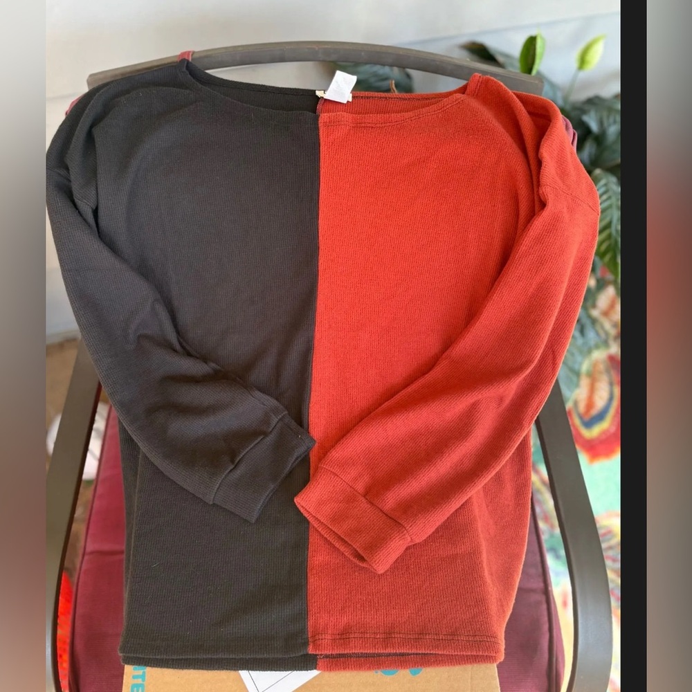 BiBi Two-Tone Crewneck Sweater in Black and Orange Rust - Size XL OVERSIZED